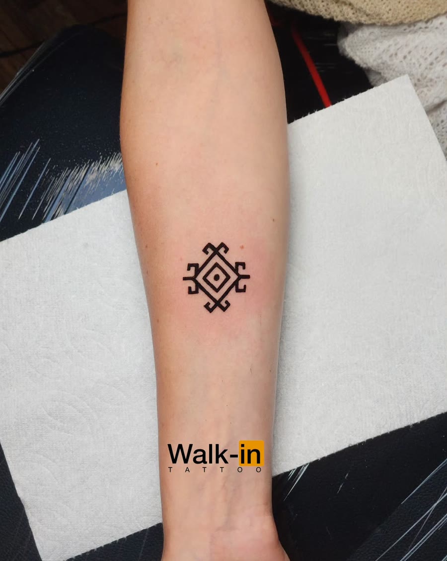 Geometric linework, Large & blackwork tattoo